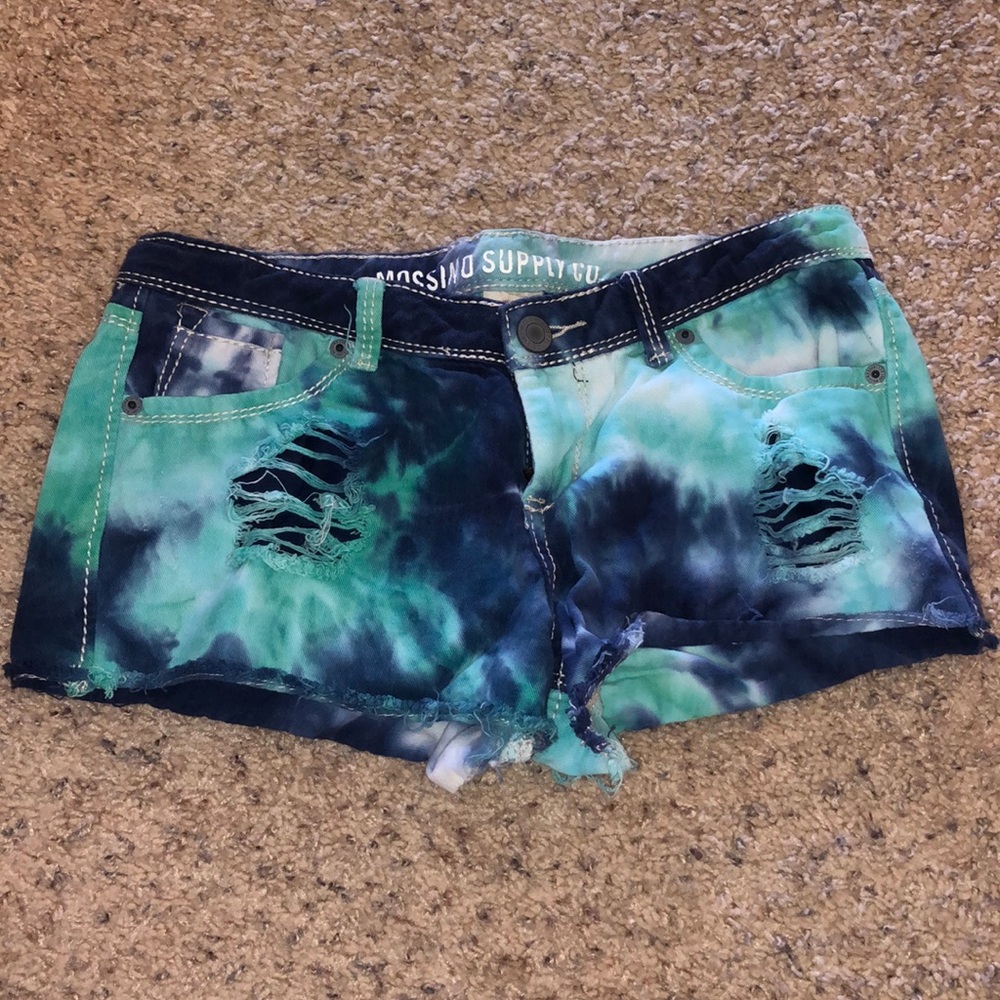 SHORTS